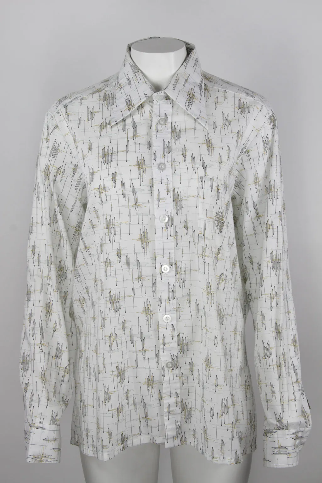 70s men's shirt with drip like thin line pattern and dagger pointed collar - L