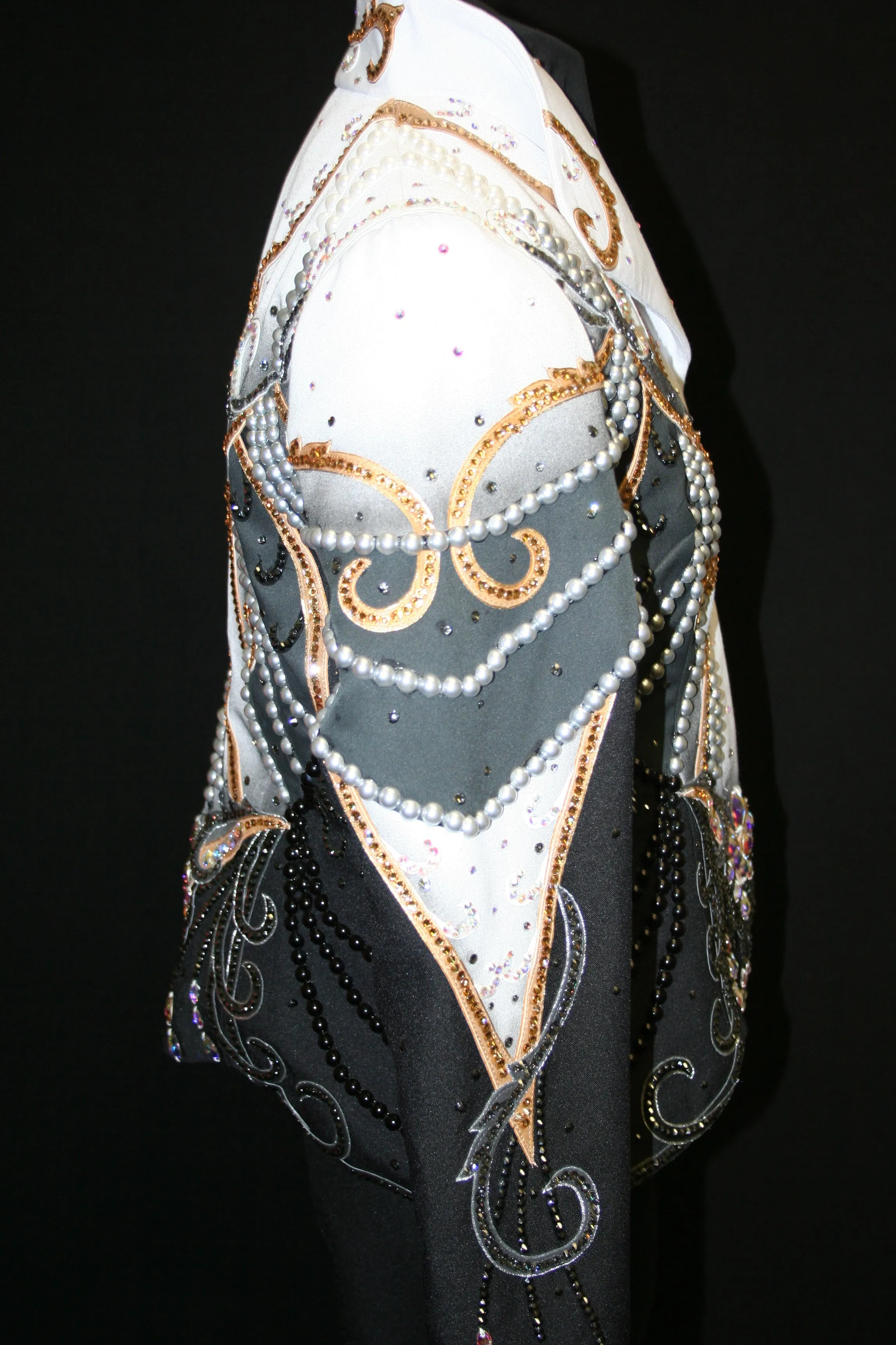 Black/White Showmanship Jacket, Ladies L, 5102B