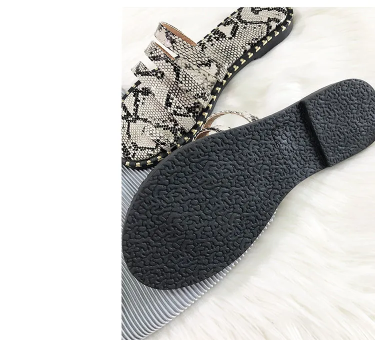 BOOPDO DESIGN STRAP DETAIL SANDALS IN SNAKE