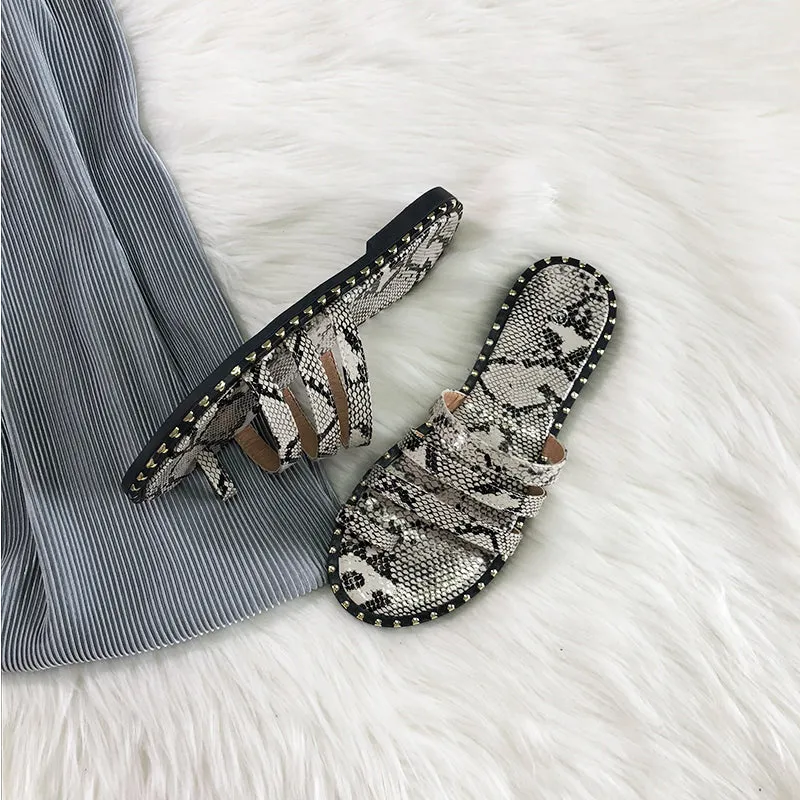 BOOPDO DESIGN STRAP DETAIL SANDALS IN SNAKE