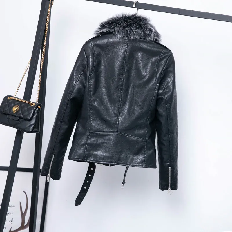Women's Winter Slim PU Leather Coat With Detachable Fur